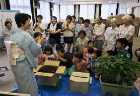 ダンボールコンポスト講座 受講者募集！ 生ごみを堆肥にして、花や野菜を育てよう